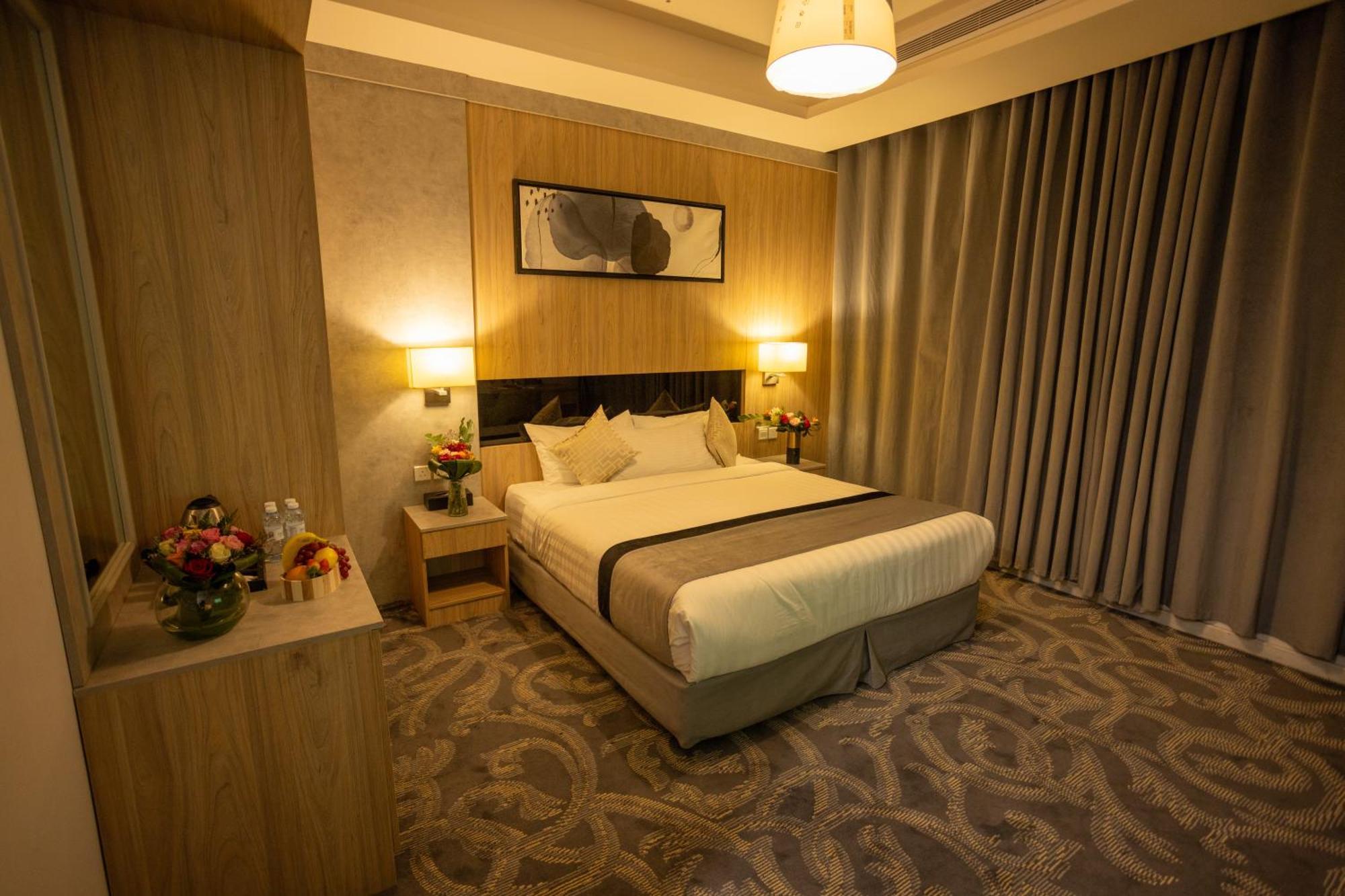 Laten Suites Andalus Mall Yidda Exterior foto